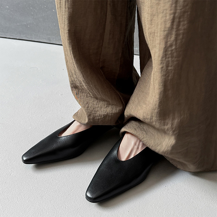 ブロックヒール Vカットメリージェーン