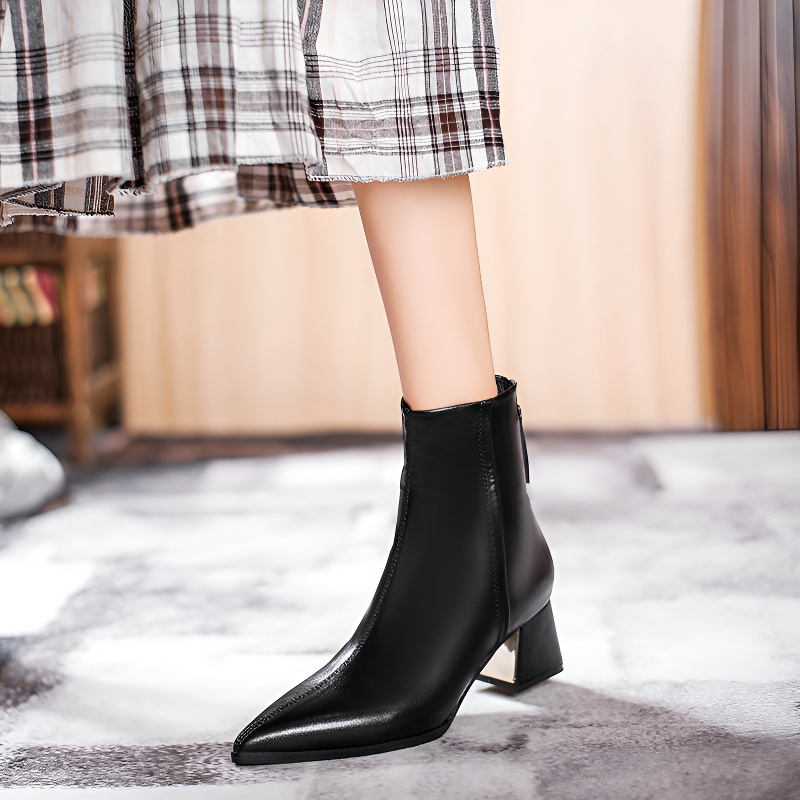 暖か裏起毛 ポインテッドトゥショートブーツ