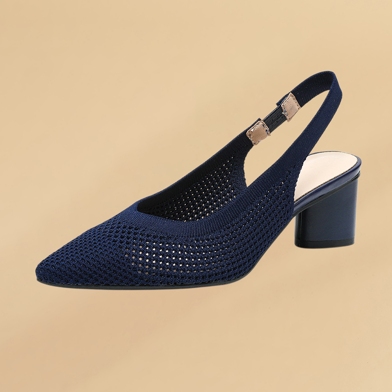 ポインテッドトゥメッシュバックストラップパンプス