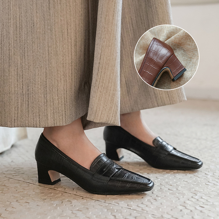 牛革 クロコ型押し チャンキーヒールローファー