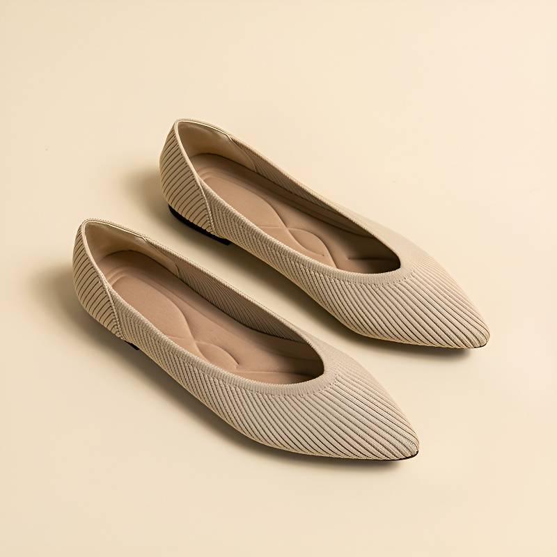 ポインテッドトゥ ニットフラットパンプス