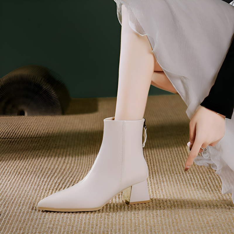 暖か裏起毛 ポインテッドトゥショートブーツ