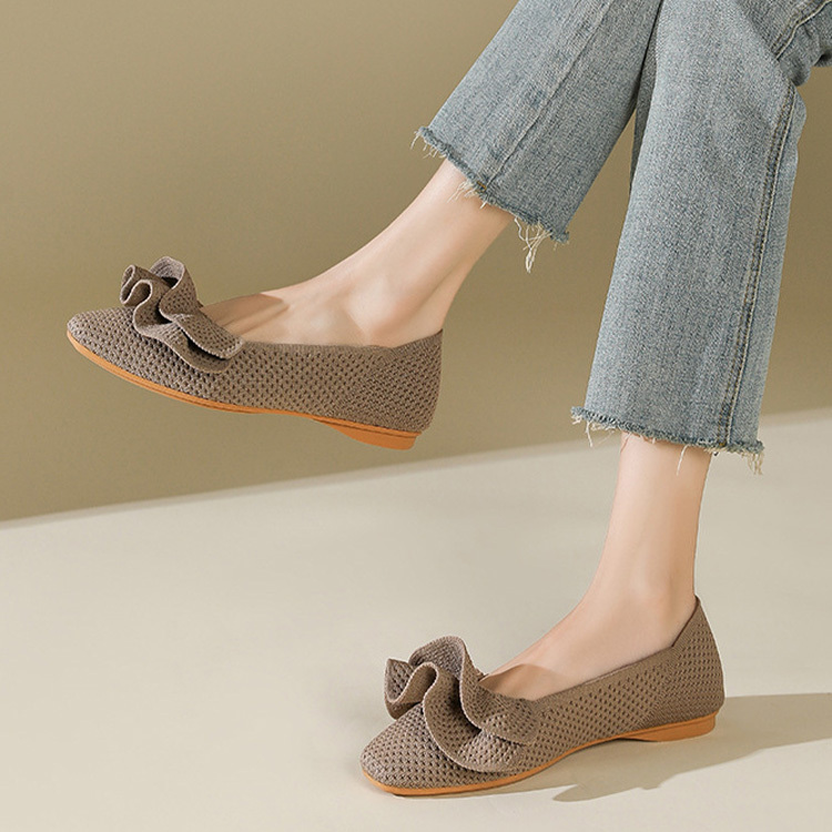 大胆フリル スクエアトゥニットパンプス