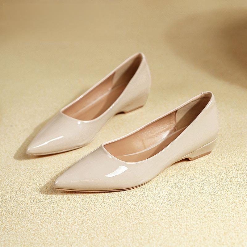 ポインテッドトゥ ウェッジソールパンプス