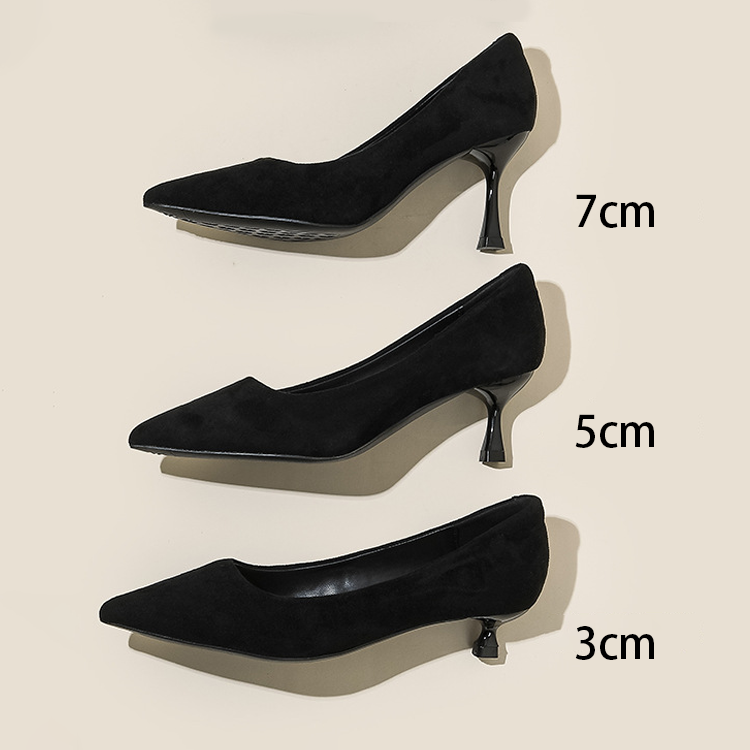 美脚フレアヒールパンプス