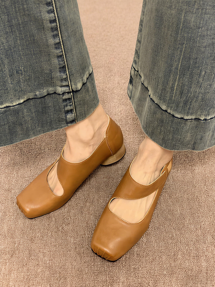 スクエアトゥ ストラップシューズ