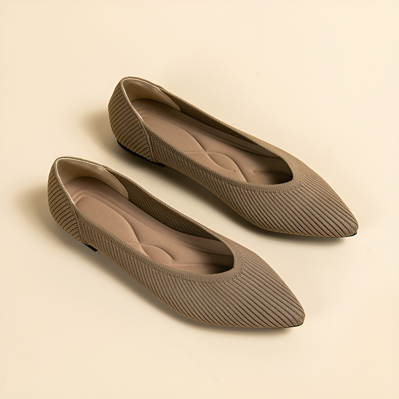 ポインテッドトゥ ニットフラットパンプス