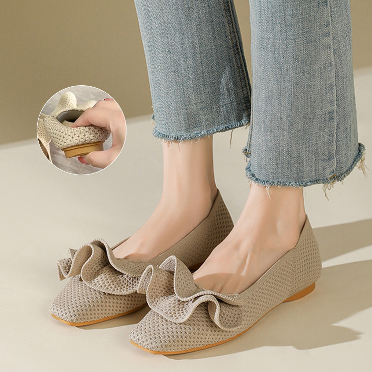 大胆フリル スクエアトゥニットパンプス