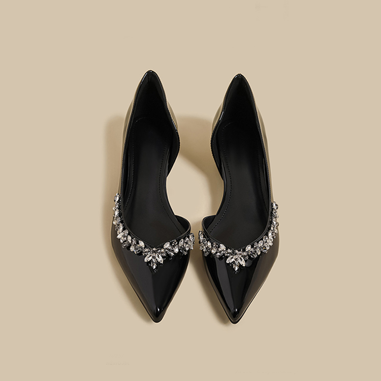 きらめきビジュー 4cm美脚Vカットパンプス