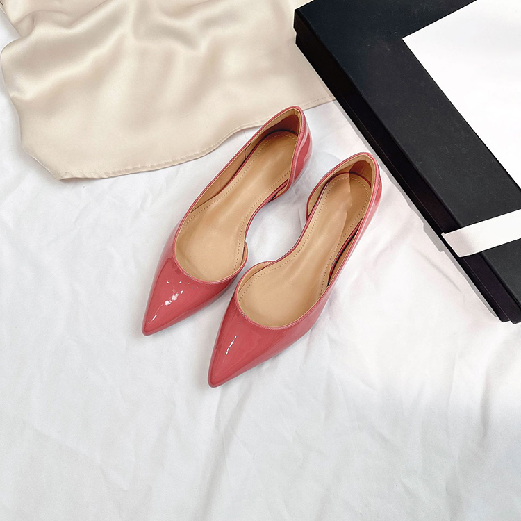 カラーエナメル 4cm美脚Vカットパンプス 