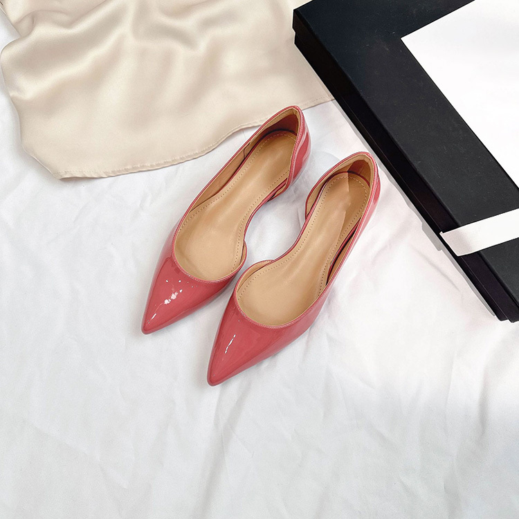 カラーエナメル 4cm美脚Vカットパンプス 