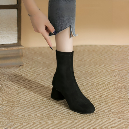 スエードタッチショートブーツ