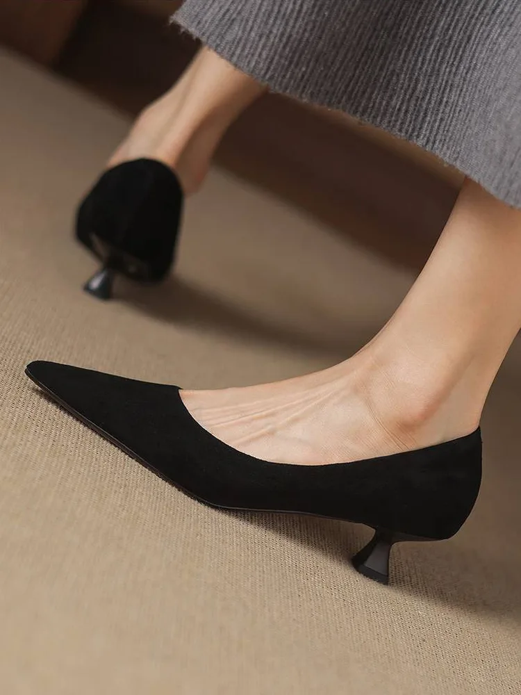 KENPOGEN ポインテッドトゥパンプス 羊革 4.5cmUP スエード調 内ボア 痛くない 歩きやすい 通勤