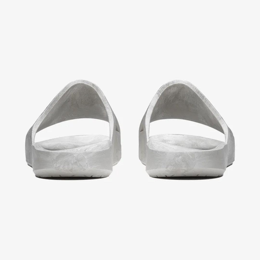 SUMMERIDE  Unisex Sportstyle Shoes in Light Grey
