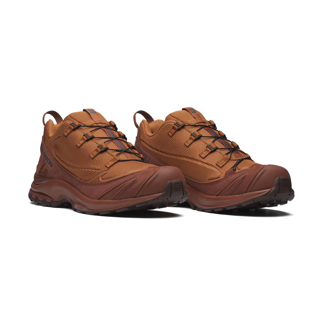 XA PRO 3D JEONG LI Unisex Sportstyle Shoes in Sierra / Henna / French Roast