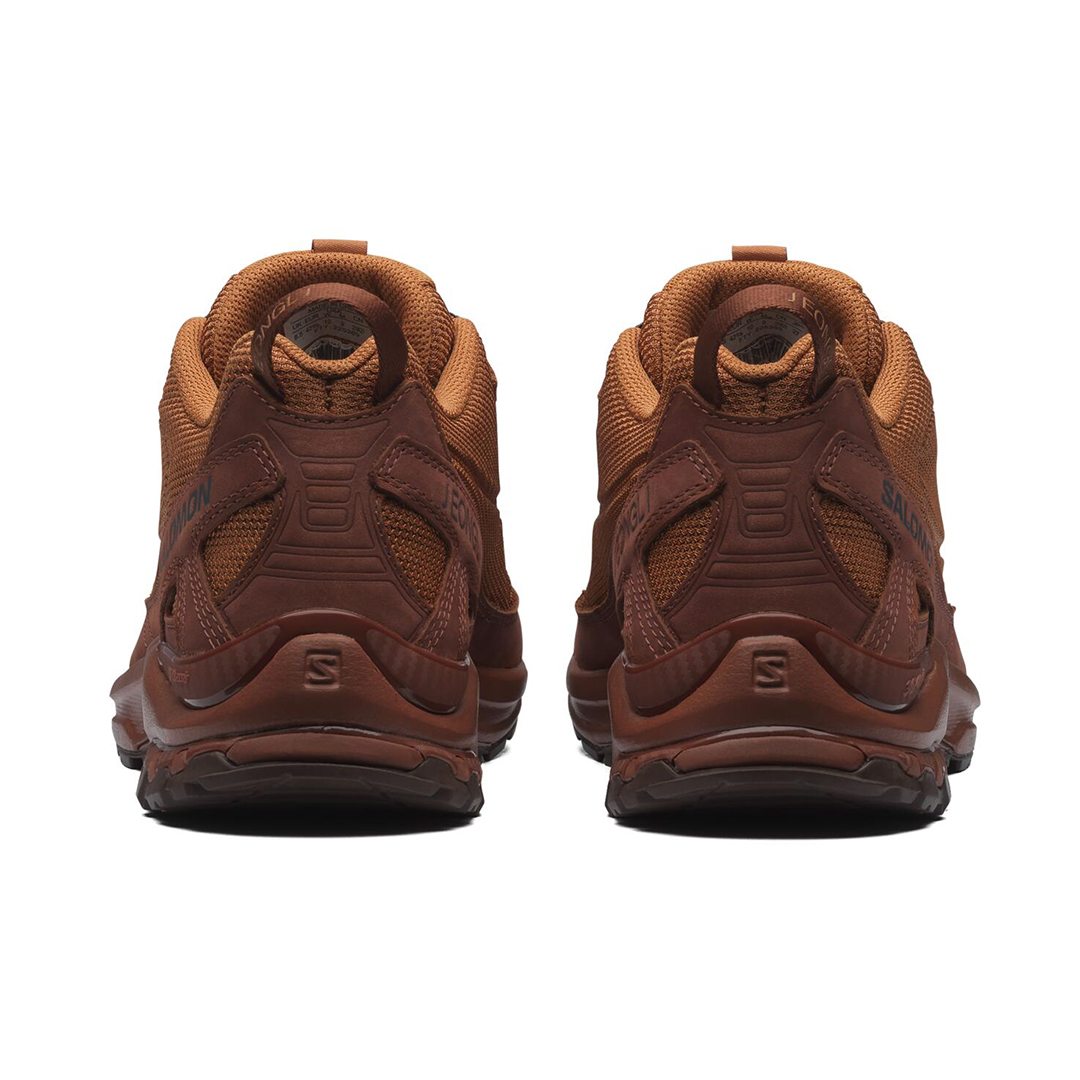 XA PRO 3D JEONG LI Unisex Sportstyle Shoes in Sierra / Henna / French Roast