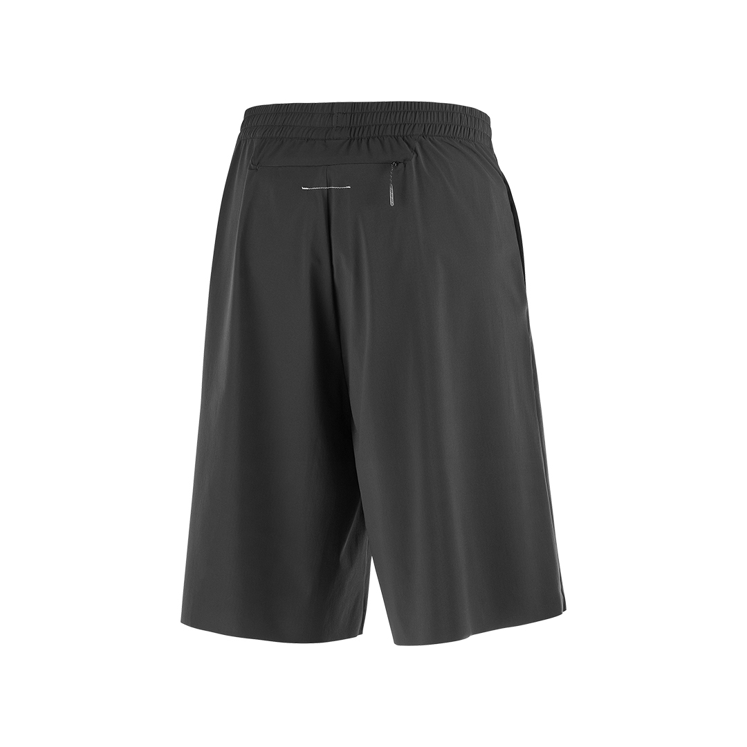 WIDE SHORT MM6 Unisex in Deep Black