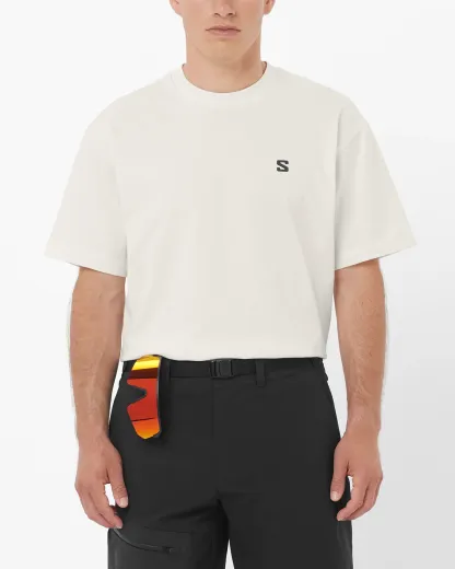 ROUND LOGO GRAPHIC
