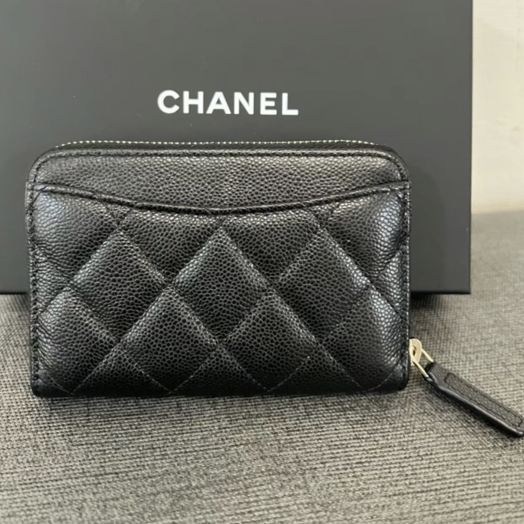 【コンパクトで実用的！】 CHANEL ジップ コインパース