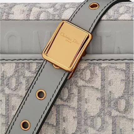 累積売上総額第１位【DIOR】DIOR BOBBY ミディアムバッグ