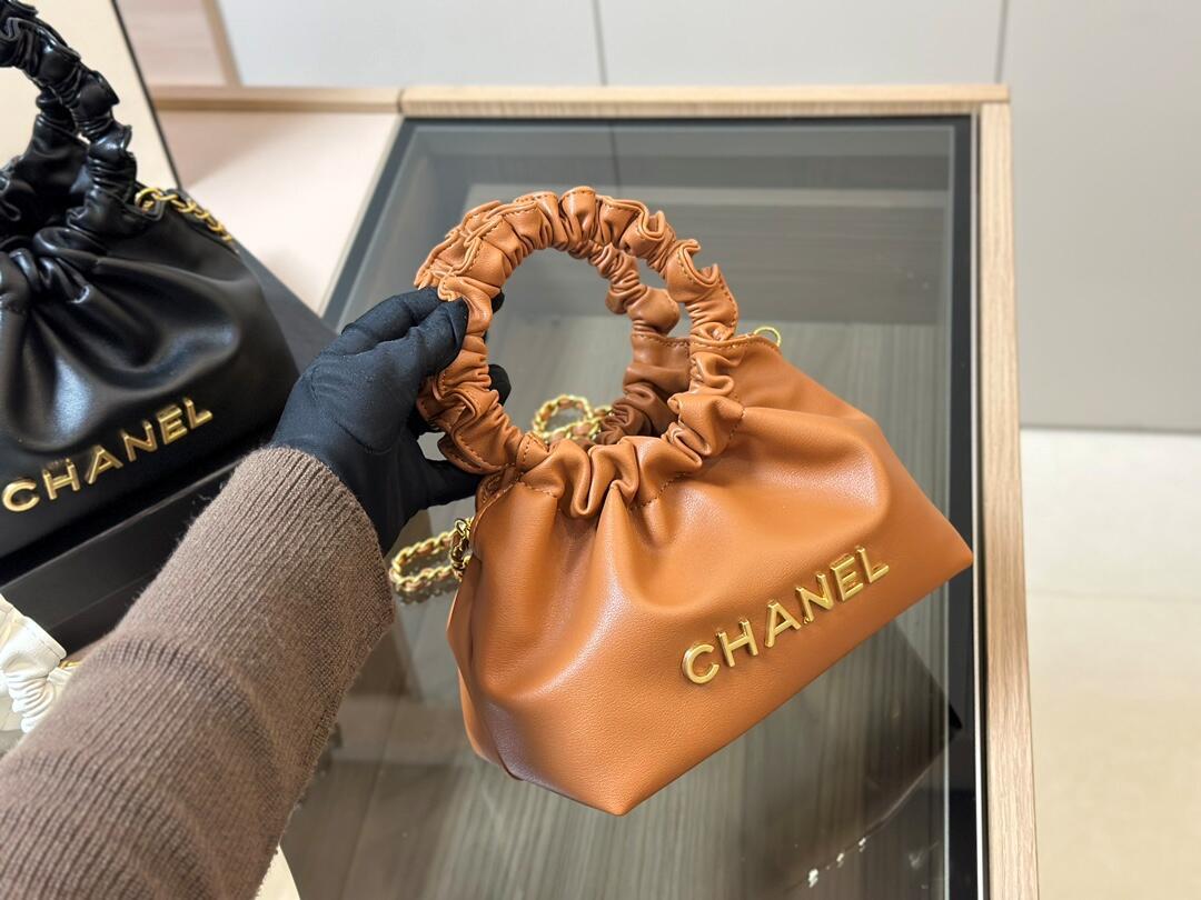 𝘝𝘪𝘯𝘵𝘢𝘨𝘦 Chanel  ★(大人気で即完売)入手困難チェーン