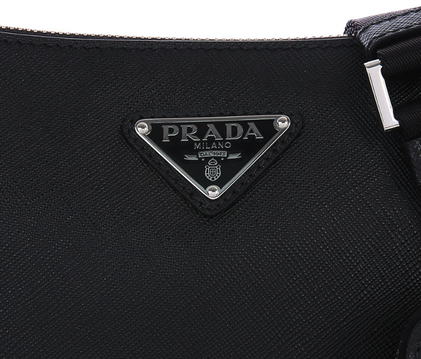 ♦PRADA♦メンズ ショルダーバッグ☆正規品・関税込☆