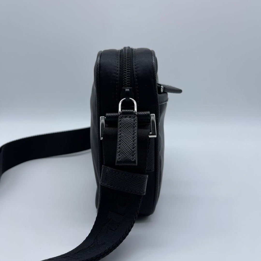 ★プラダショルダーバッグ お買い得！！