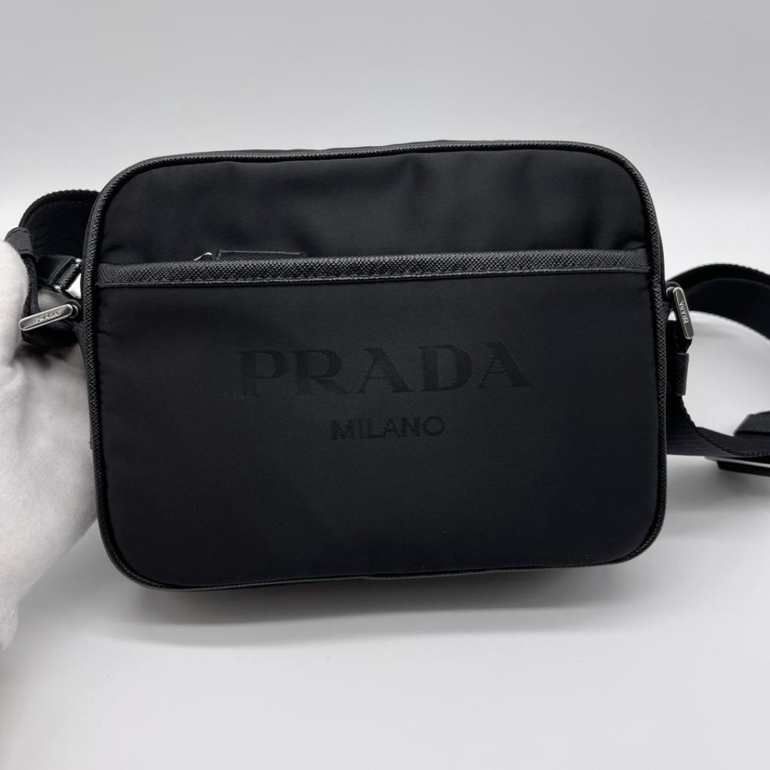 ★プラダショルダーバッグ お買い得！！