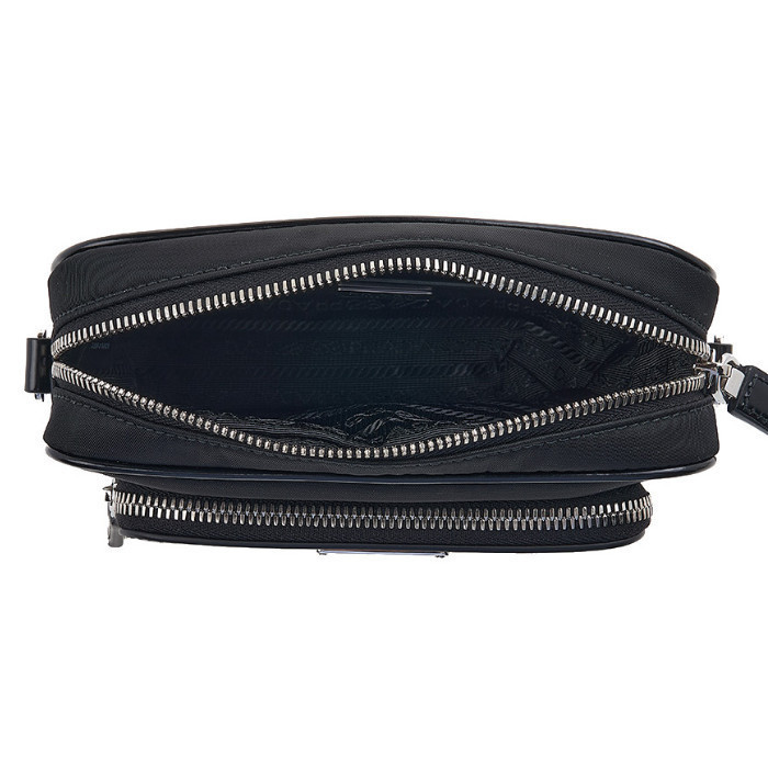 ♦PRADA♦Re-Nylon ブラッシュドレザークロスバッグ
