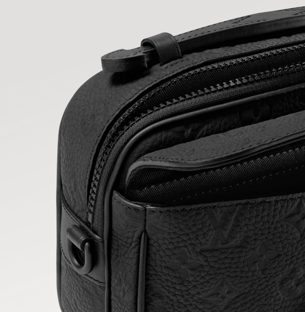 新作 LOUIS VUITTON 直営店 メッセンジャー モノグラム 黒 M58489