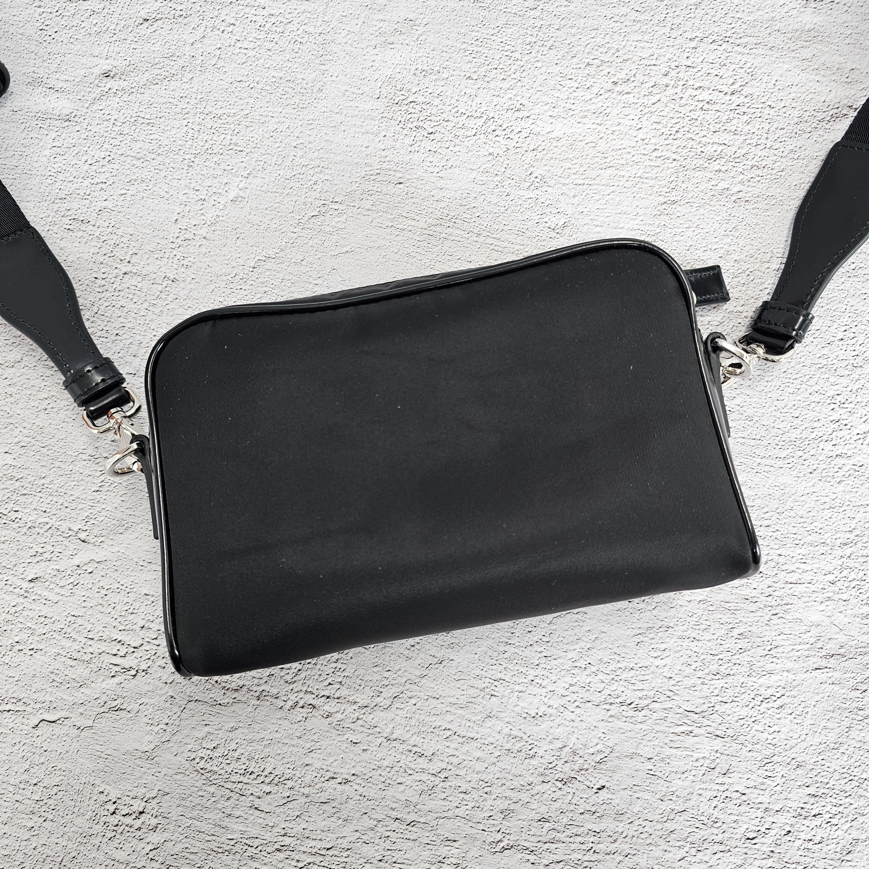 ★関税込★PRADA★Re-Nylon ブラッシュドレザークロスバッグ★