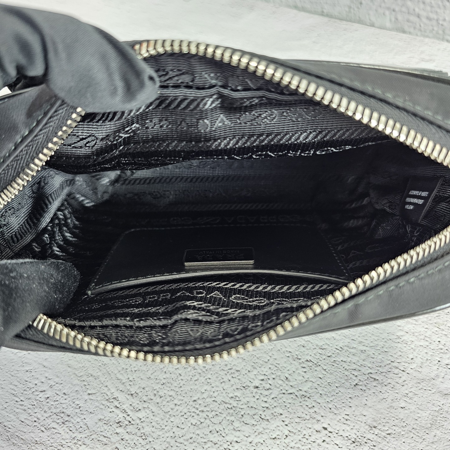 ★関税込★PRADA★Re-Nylon ブラッシュドレザークロスバッグ★