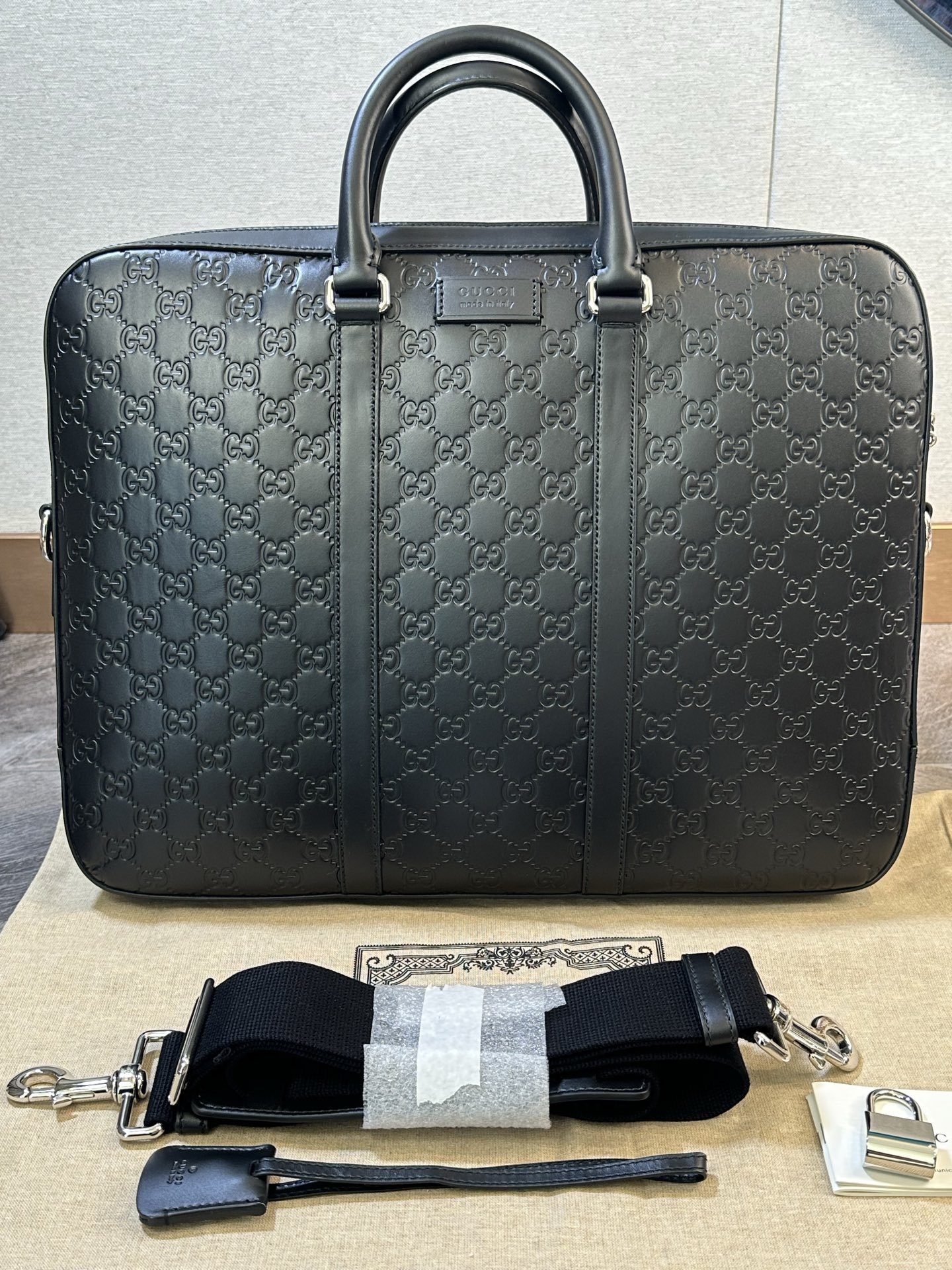 ★送料込★ GUCCI ビジネスバッグ 2WAY