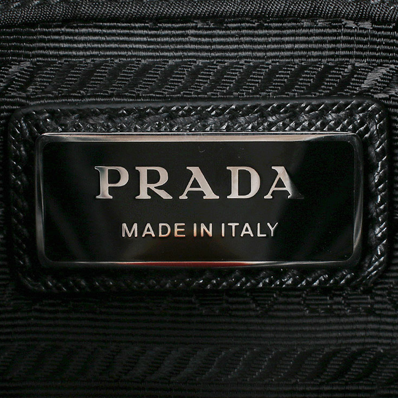 ★送料関税込★PRADA プラダ Re-Nylon メッセンジャーバッグ