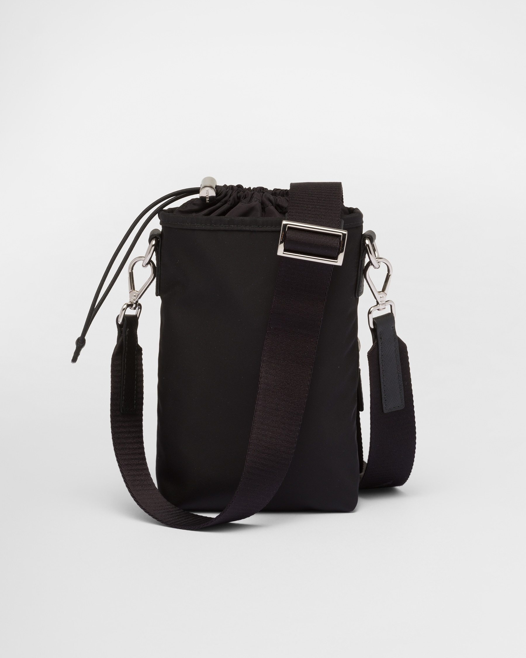 国内直営 **PRADA**　ナイロン スマートフォンケース