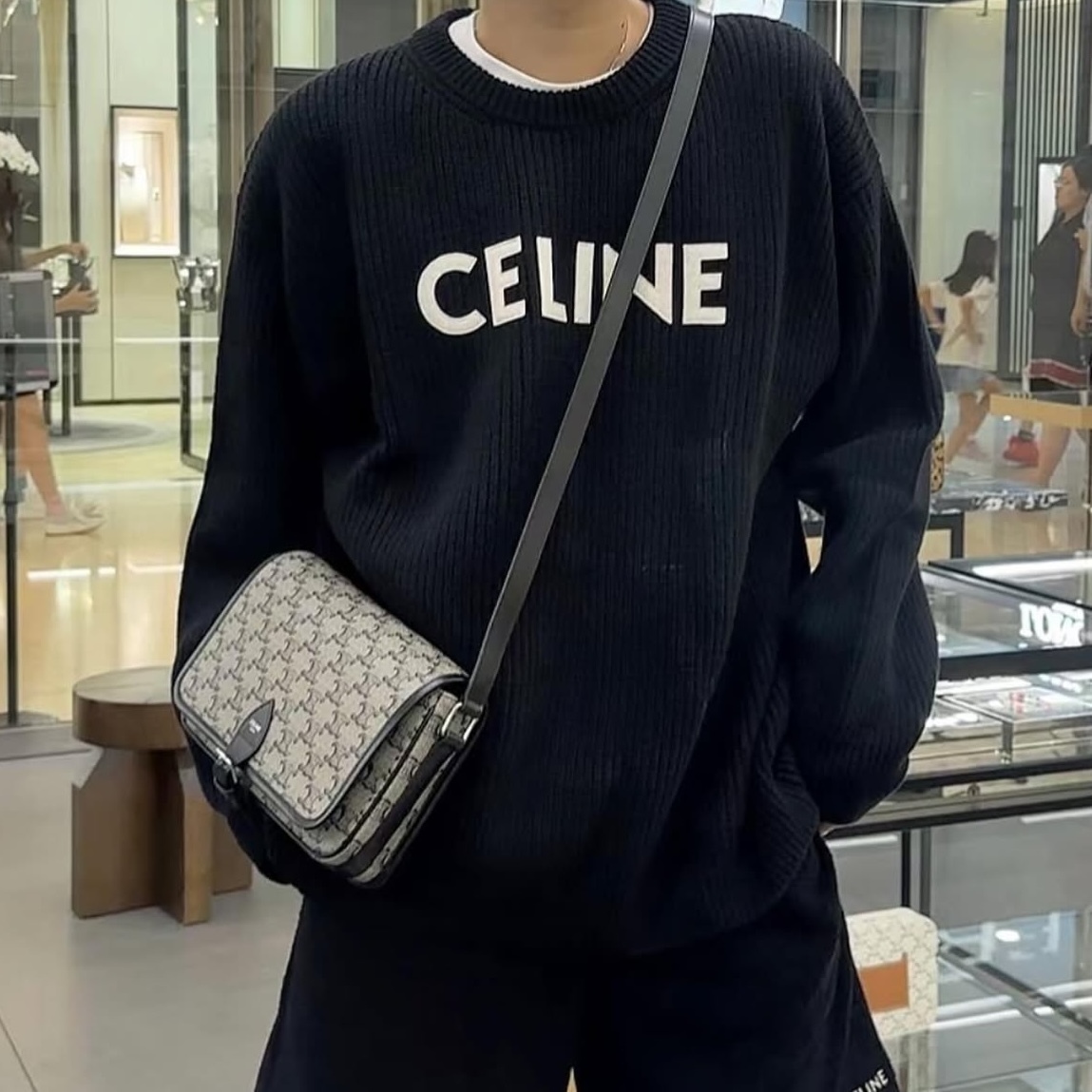 山田涼介さん着用♪【CELINE】 オーバーサイズ ウール セーター