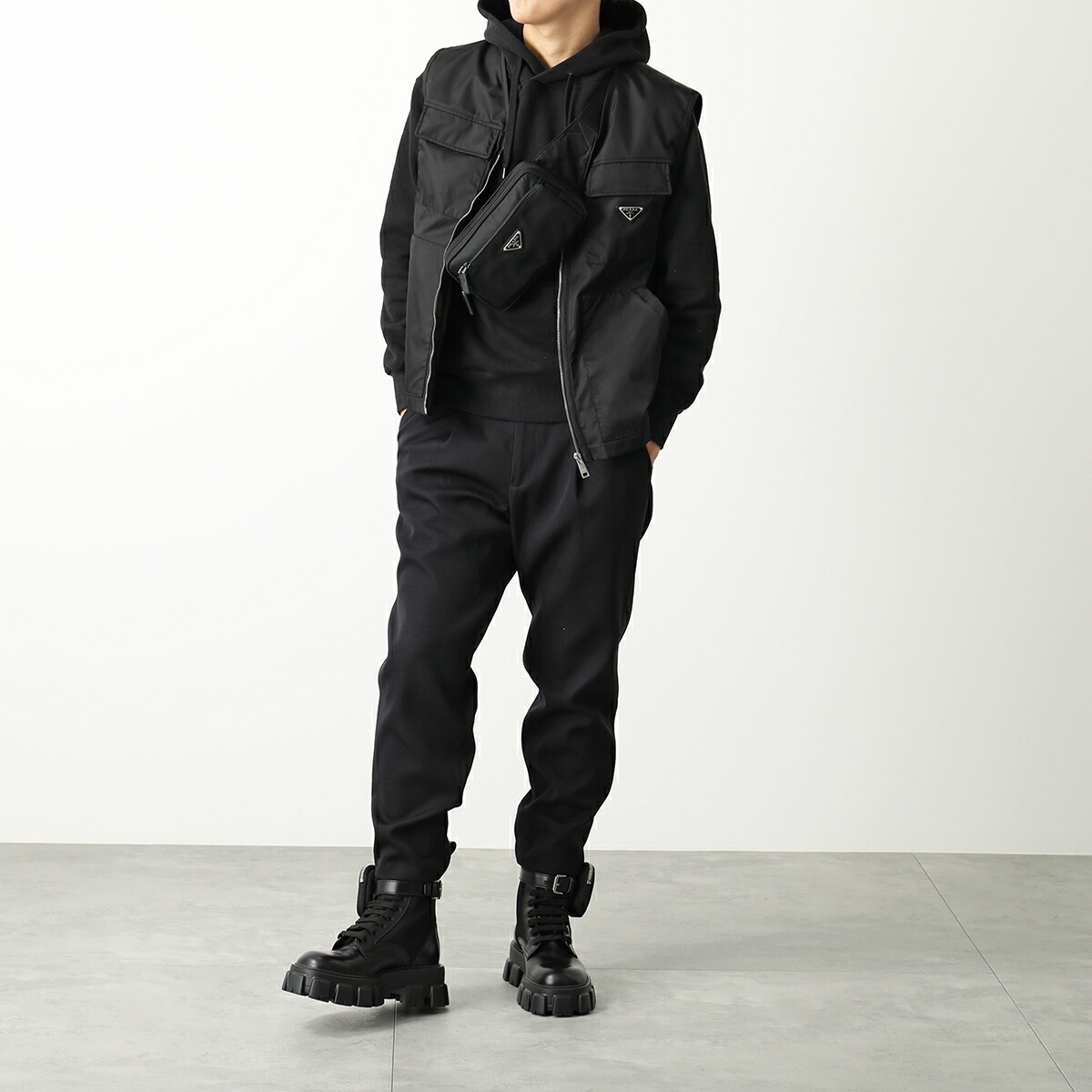 PRADA ボディバッグ 2VL977 WOO 2DMG Re-Nylon ベルトバッグ