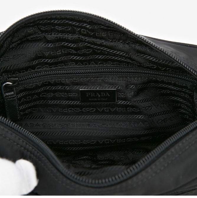 ☆送料関税込☆RADA Re-Nylon ポーチ付き ショルダーバッグ☆