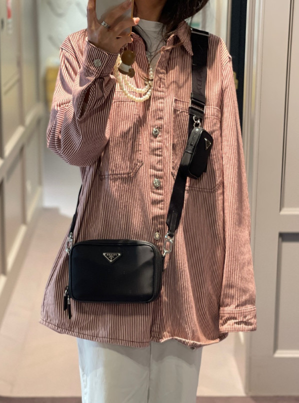 ♦PRADA♦レディースショルダーバッグ☆正規品☆