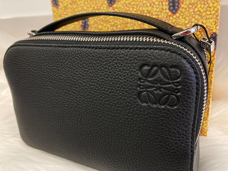 【LOEWE】ロエベ カメラ ミニ ウェアラブル クロスボディバッグ