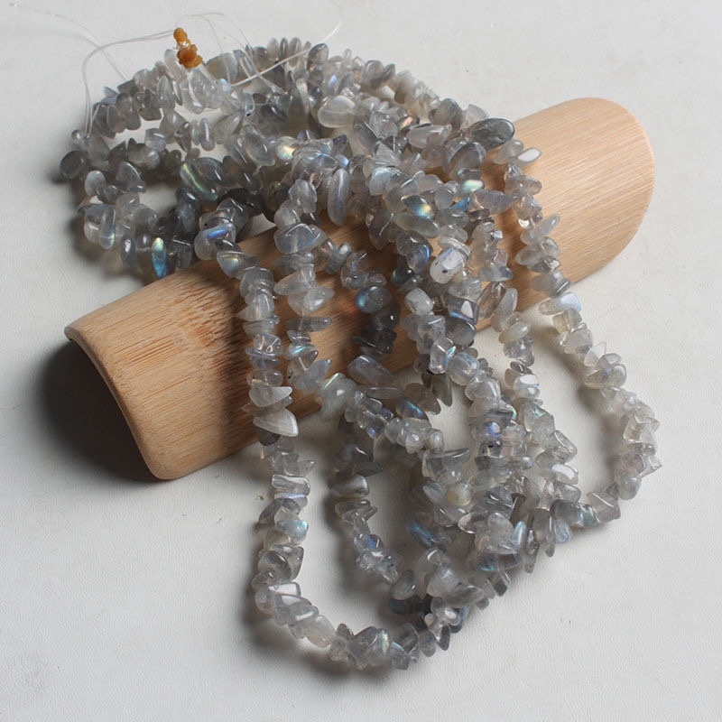 さざれ石の連材