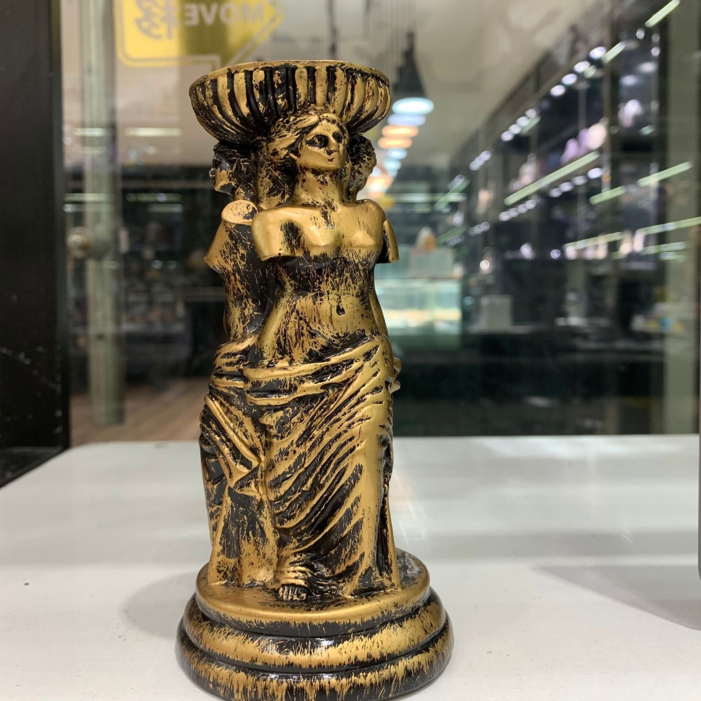 ヴィーナス女神台座