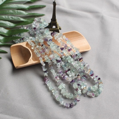 さざれ石の連材