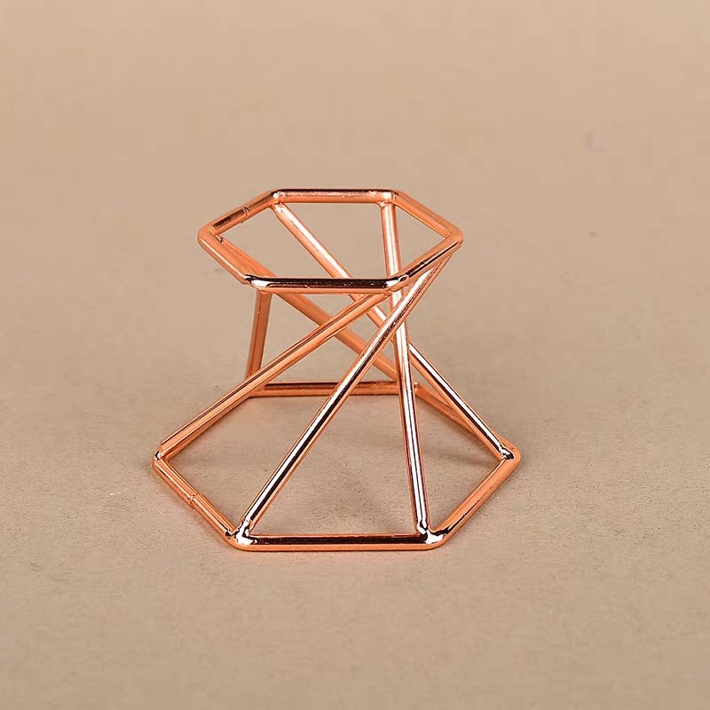 六角形らせん台座