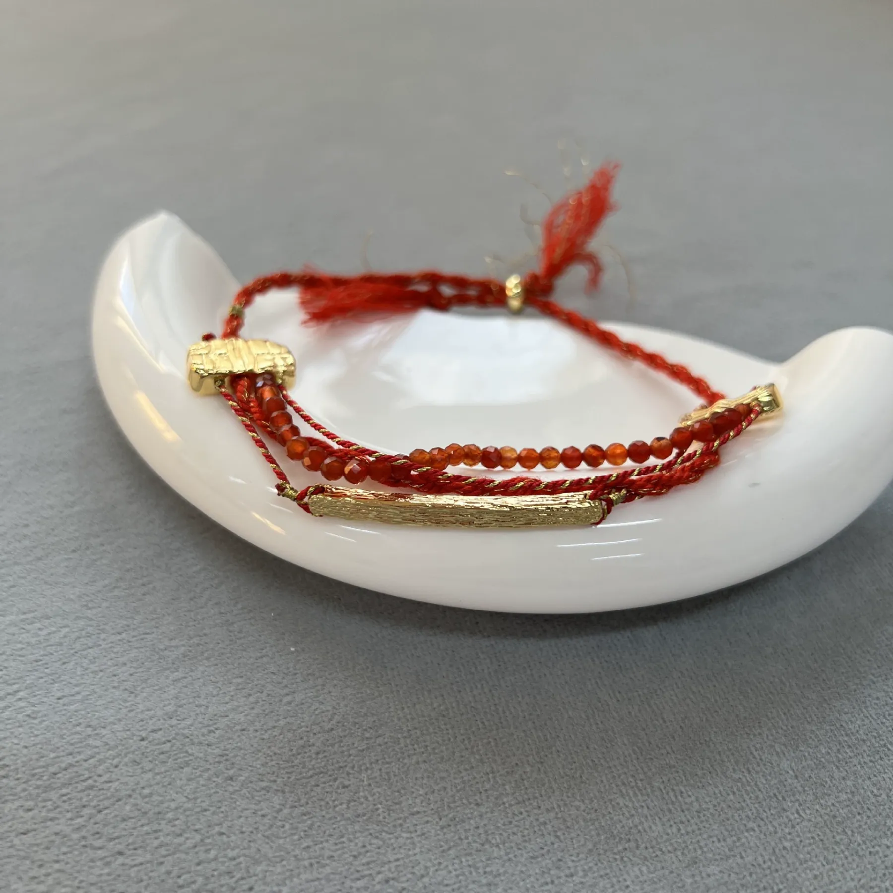 Handwoven Red Agate Beaded Red Cord Bracelet-ward off bad luck and attract good fortune，safety and prosperity