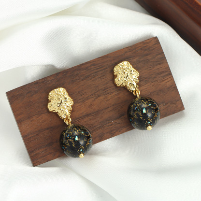  Intangible Cultural Heritage Lacquer Earrings -resilience，harmony，undying Eastern splendor