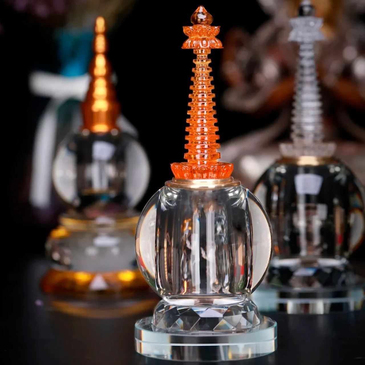 Crystal Reliquary Pagoda-Sincere devotion accelerates blessings and insight; Auspicious causes ripen, every prayer takes flight