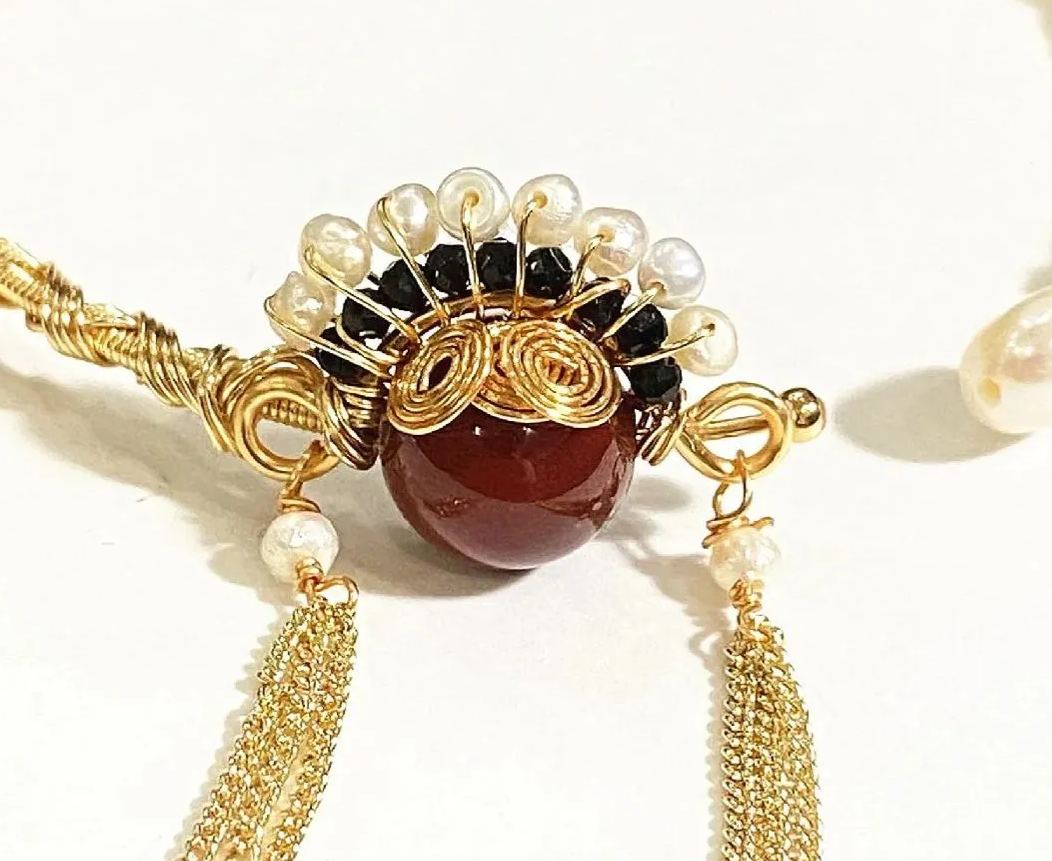 Nanhong Agate Pearl "Daomadan" Bracelet-Strength, Grace, and Resilience