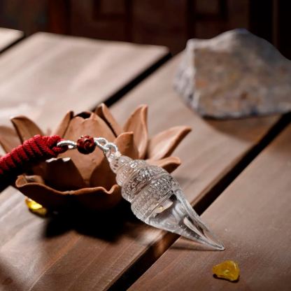 Right-Spiral White Crystal Conch Shell-Bringing forth fame, prosperity, auspiciousness, and the fulfillment of wishes