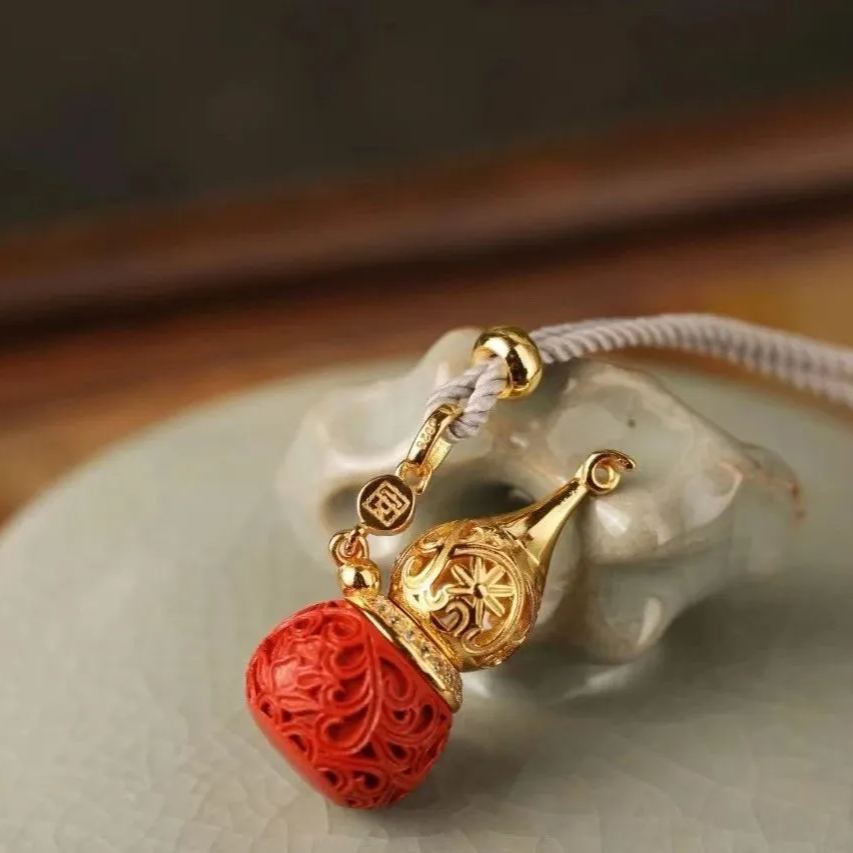 Golden Light Hulu-Bring ​continuous blessings, dual prosperity (wealth and status)